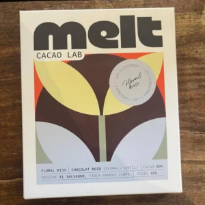 Melt Cacao Lab Floral Kiss El Salvador %80 bitter çikolata Melt Cacao Lab Floral Kiss El Salvador bitter çikolata