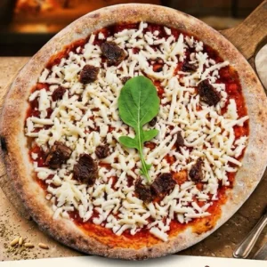 Kavurmalı ve rokalı ekşi maya pizza – Melt Cafe